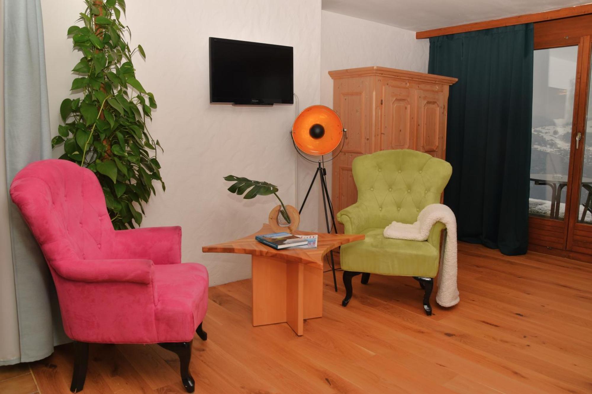 Ferienwohnungen Hotel Bellevue Seelisberg Ngoại thất bức ảnh